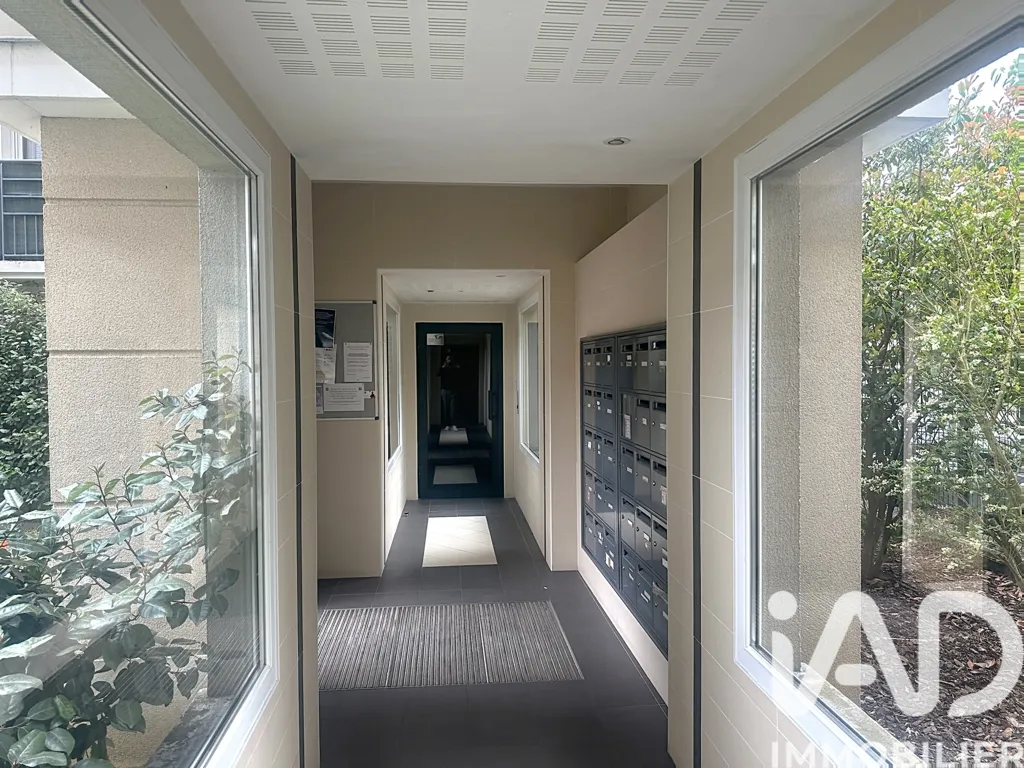 Ingresso - 2-Bedroom Apartment with Balcony in Corbeil-Essonnes