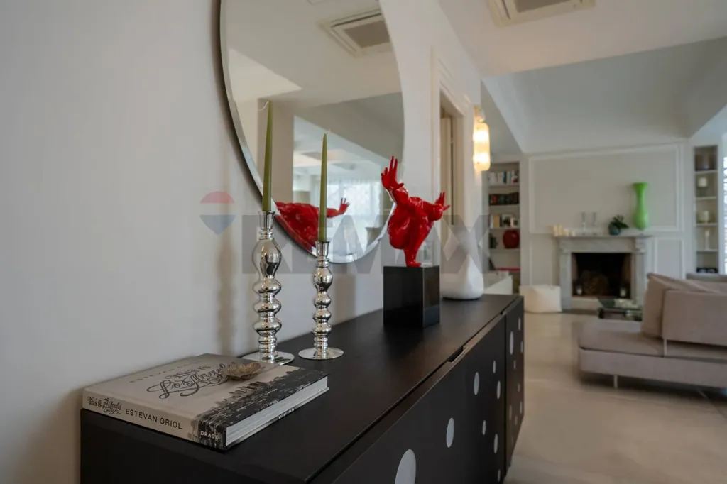 Elutuba - Penthouse with Terraces in Parioli, Rome