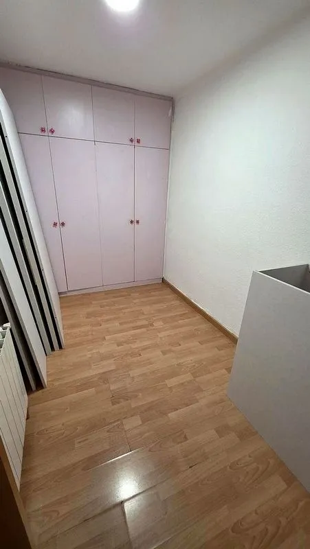 2-Bedroom Apartment with West View in Egara