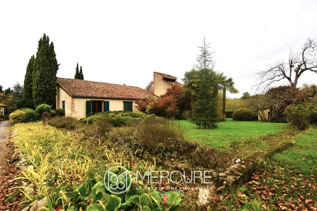 Jardin - Propriété avec Piscine et Jardin près de Moissac