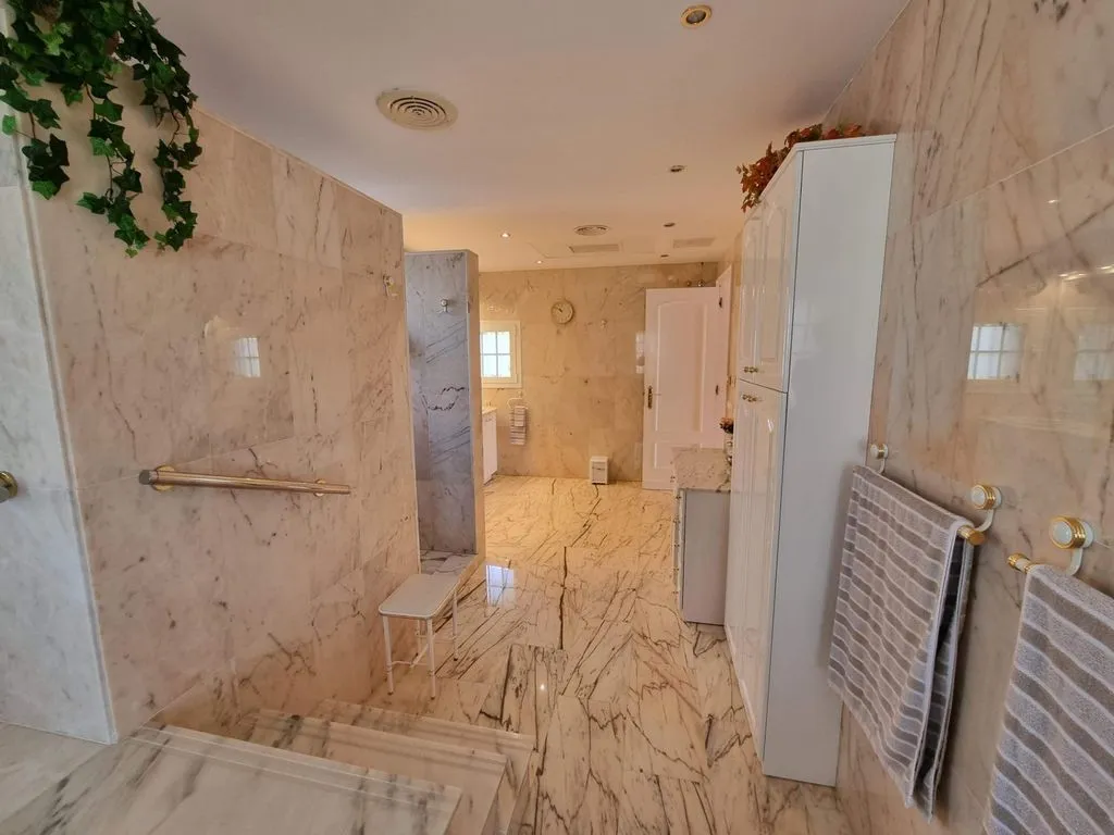 Vannitoad - Chalet with Sea Views in L'Ametlla de Mar