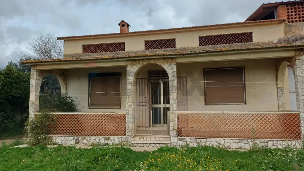 Välivaade - Villa with Garden and Panoramic View in Chiaramonte Gulfi