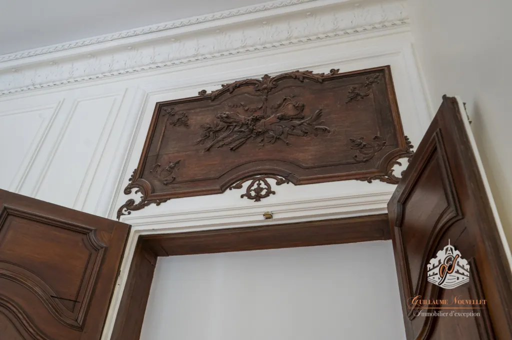 Entrée - Appartement Luxueux avec Parquet Versailles à Paris
