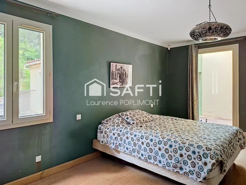 Bedrooms - Family Villa with Pool in Brignoles