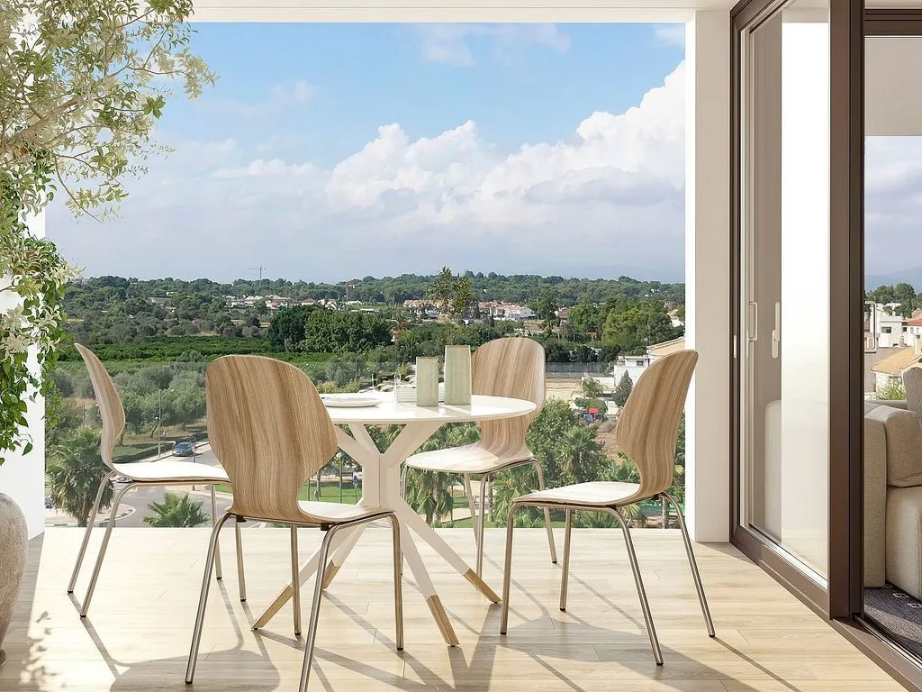 Balcon - New Flat with Terrace in Rocafort