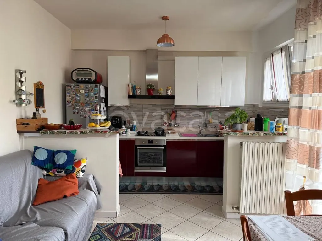 Cuisine - Apartment with Balcony in Pesaro