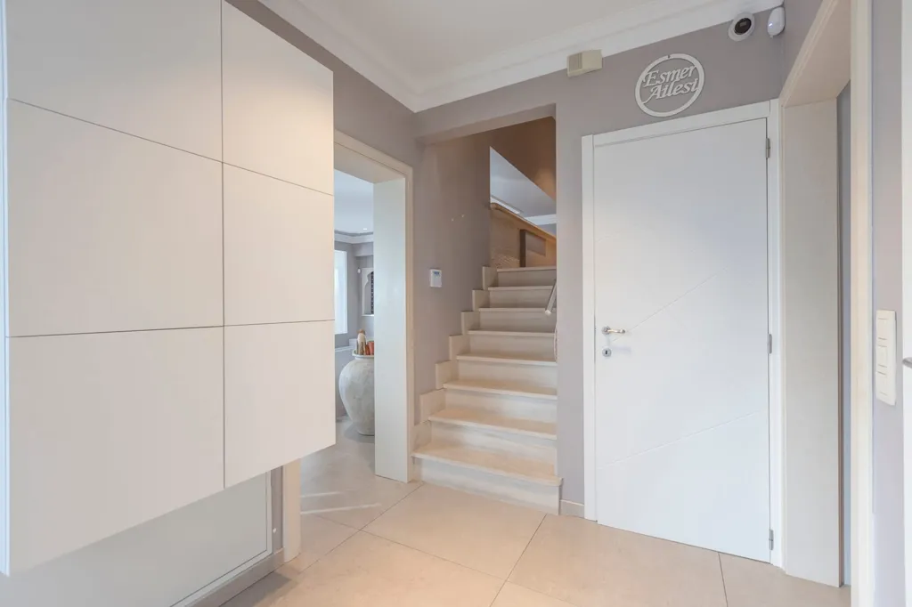 Ingresso - Luxury House with Terrace and Views in Central Location