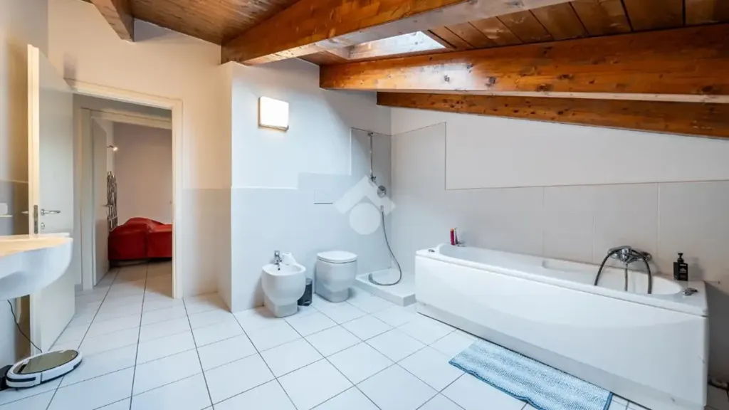 Salles de bain - Villa with Private Garden in Quattro Castella