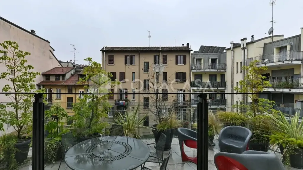 Balcon - Modern Apartment with Terrace in Milan