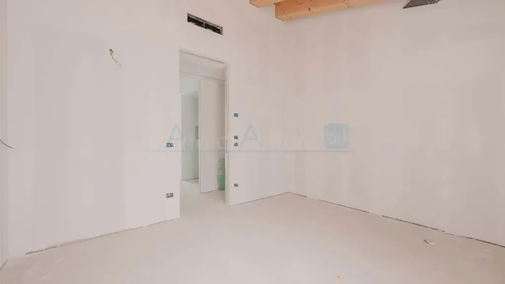 Toad - Penthouse with Four-Faced Views in Treviso