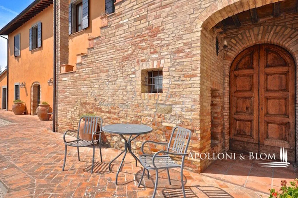 Jardin - Historical Villa with Pool in Perugia, Umbria