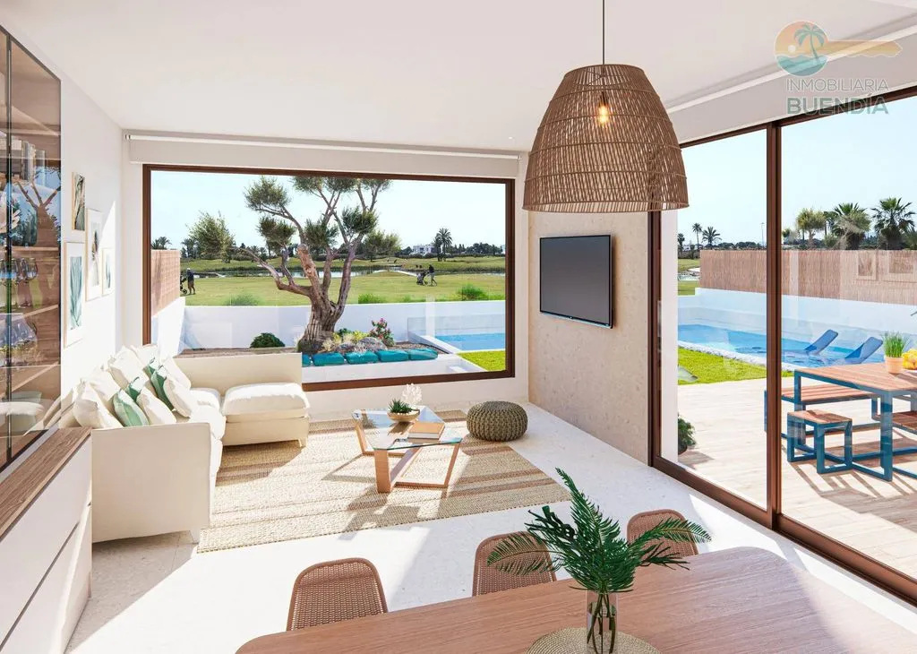 Detached House with Pool in Los Alcázares
