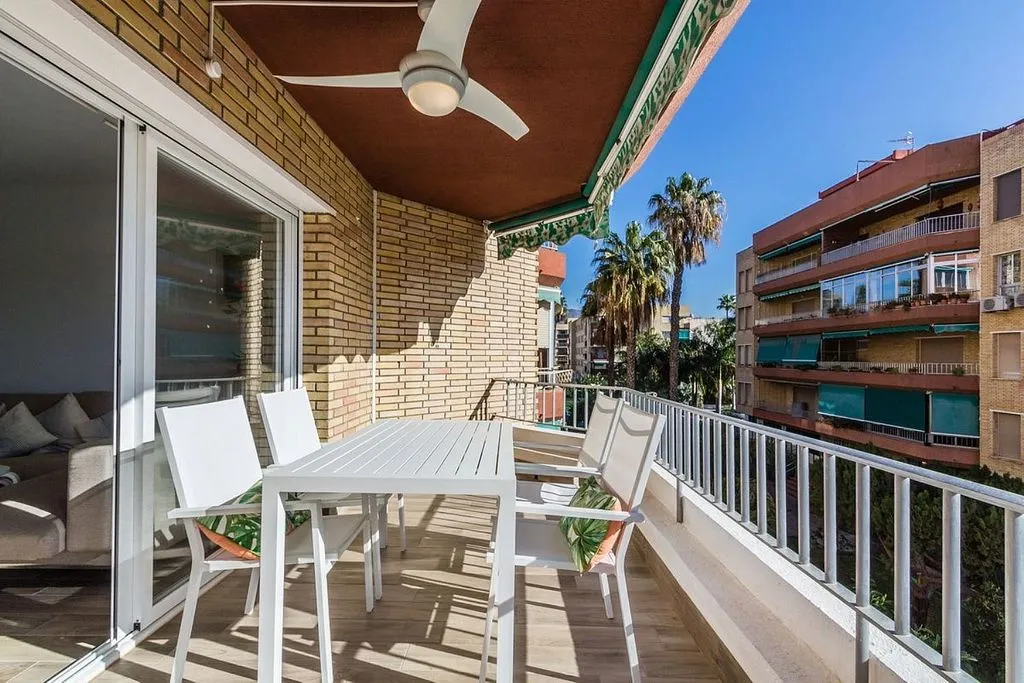 Rõdu - 2-Bed Flat with Pool on Avenida Europa, Almuñécar