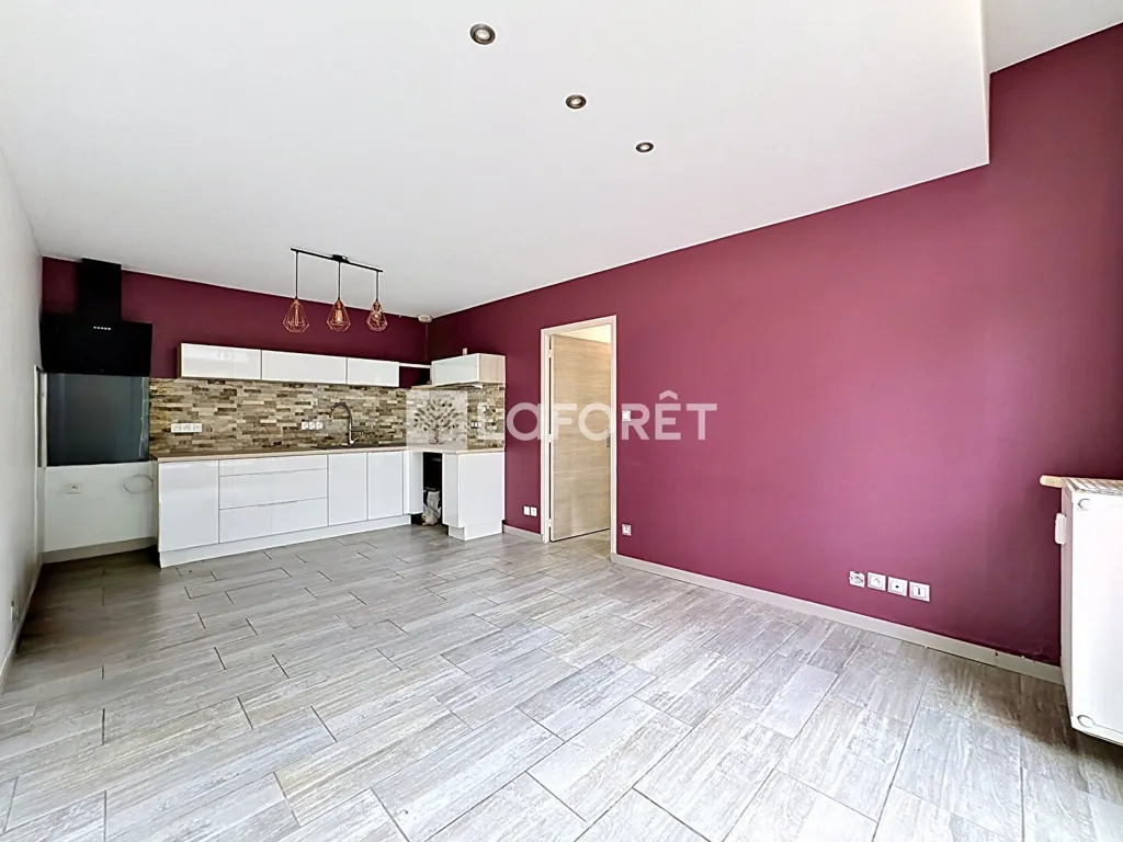 Cuisine - Appartement 3 Pièces avec Terrasse au Solnan