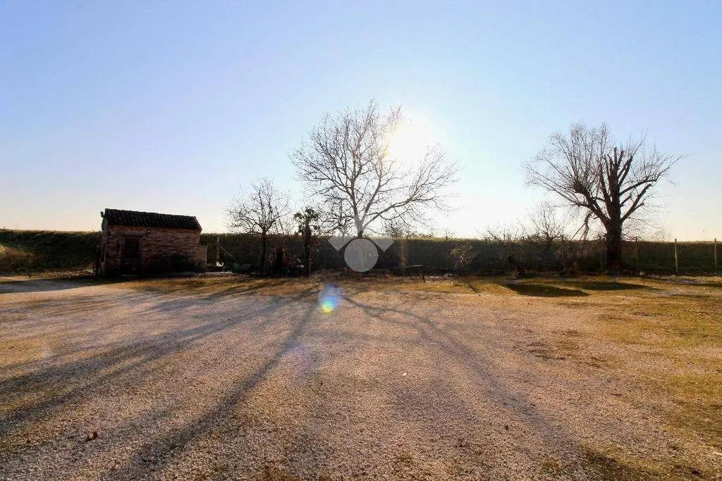 Jardin - 6-Bedroom House with Waterfall in Caorle