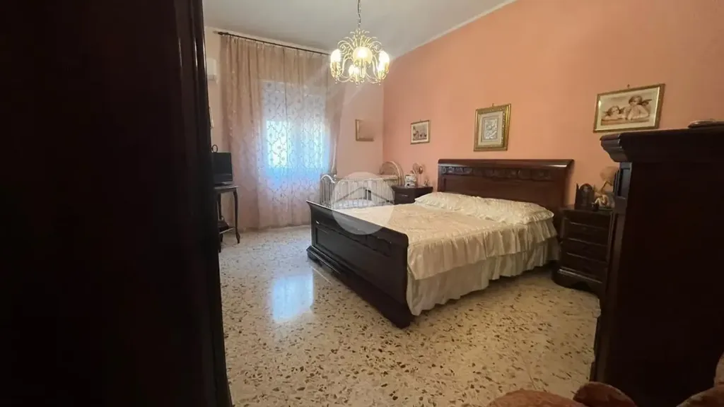 Chambres - 1970s Apartment with Balcony in Palermo