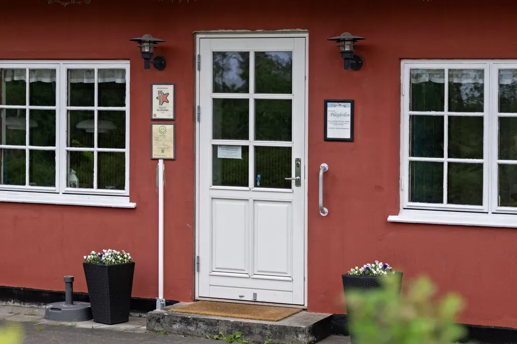 Exterior - Restaurant with Sea View in Ellinge Lyng