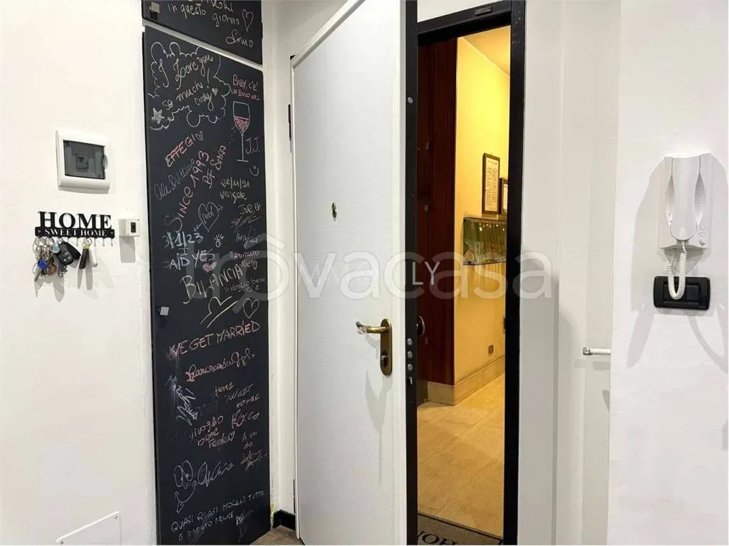 Entrée - Rustic-Style Flat with Balcony near Parco Ruffini, Turin