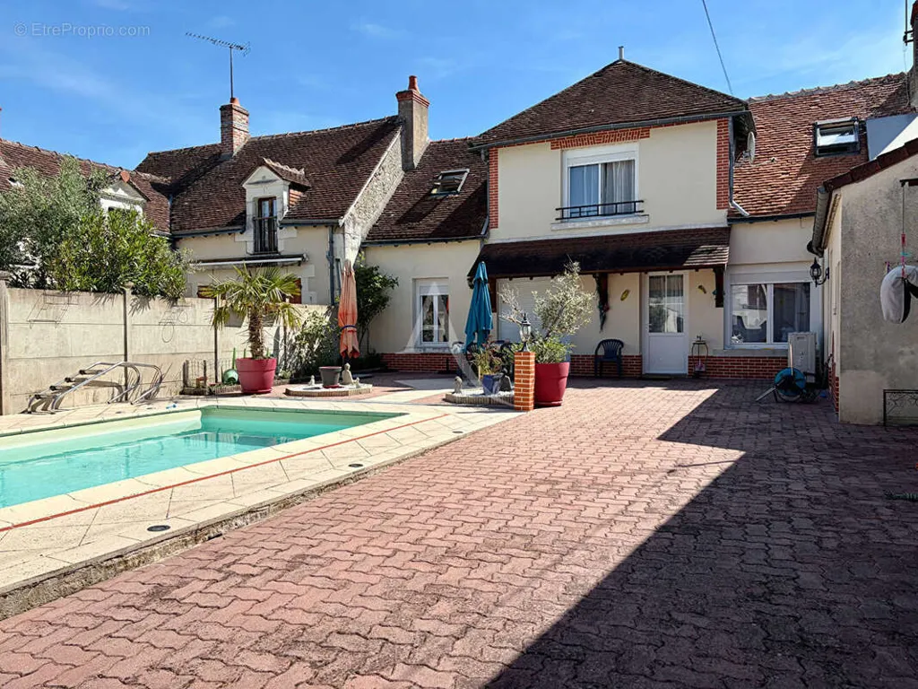 Jardin - Maison avec Piscine et Studio à Selles-sur-Cher