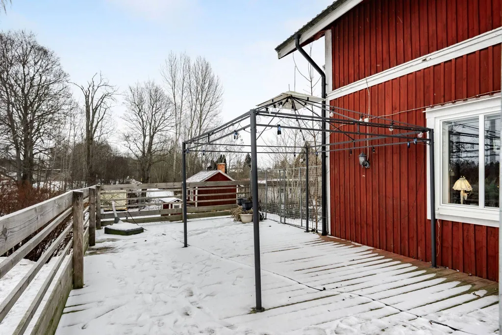 Terrasse - Spacious House with Garden in Södermanland
