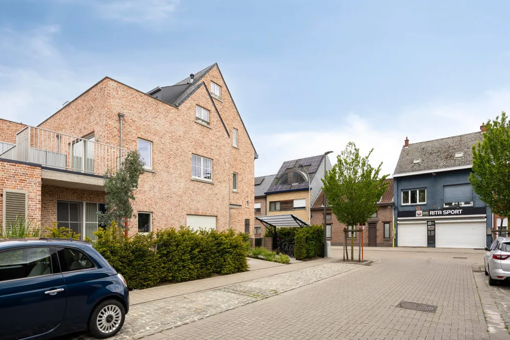 Extérieur - Appartement avec Terrasse à Tisselt