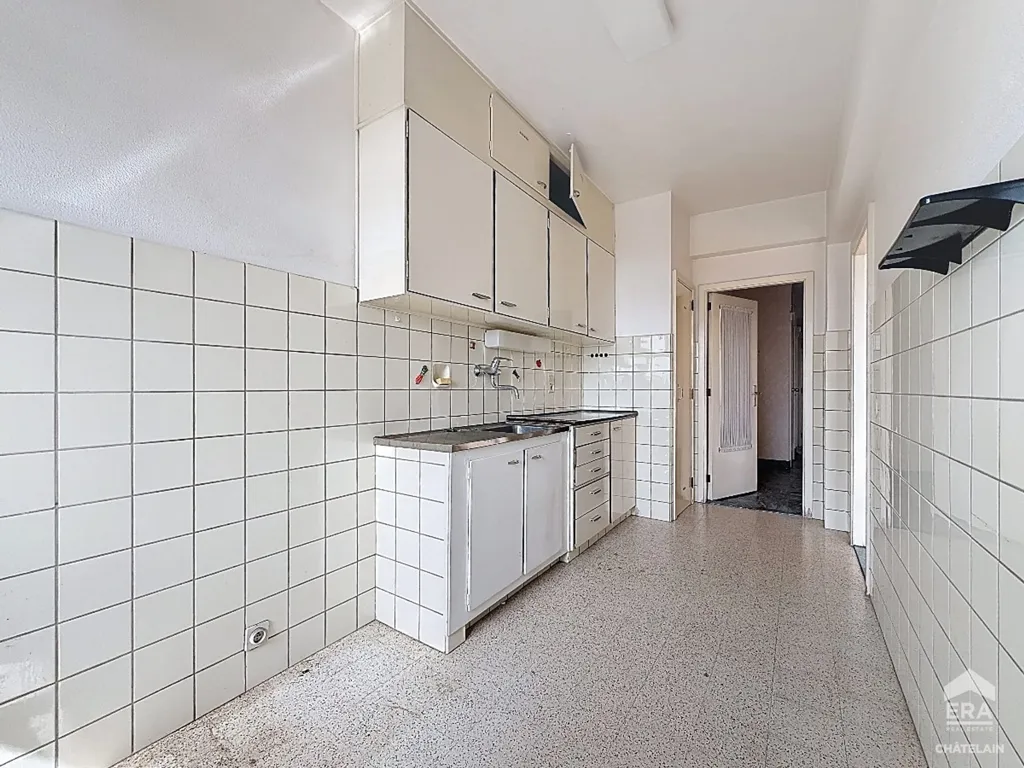 Köök - 3-Bedroom Apartment with Terrace in Brussels