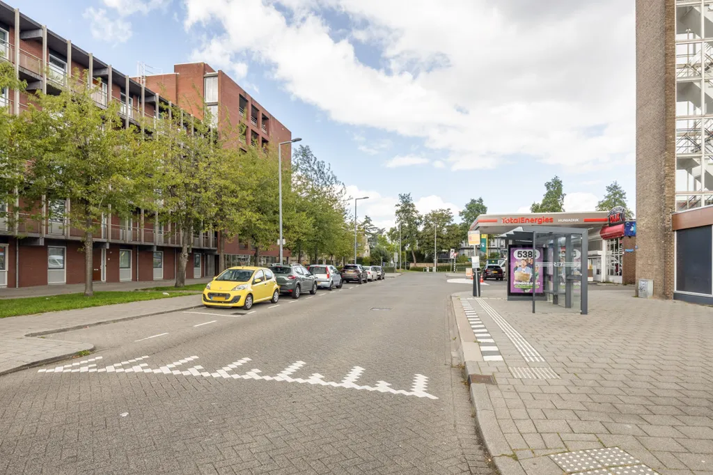 Välivaade - Spacious Flat with Balcony in IJsselmonde