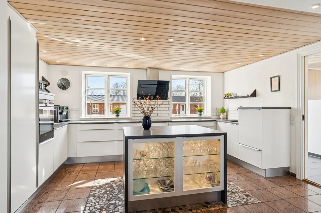 Cuisine - Modernised Villa with Forest View in West Jutland