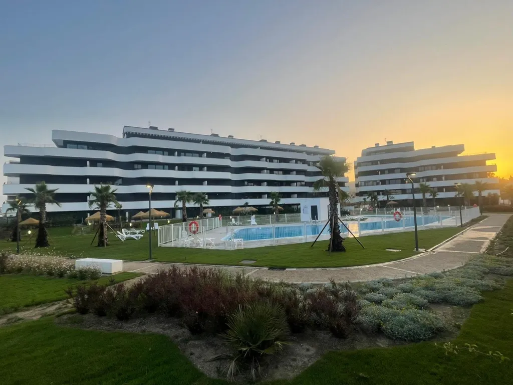 Bassein - Modern Flat with Sea View in Torremolinos