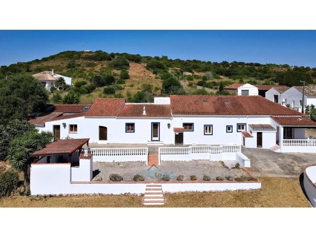 Vue aérienne - Luxury Farmhouse with Multiple Units in Vila do Bispo