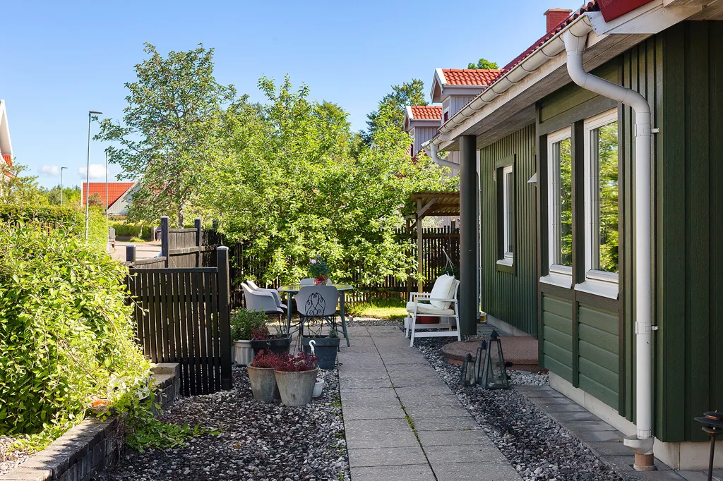 Aed - 1-Storey Villa with Garden in Östra Lugnet