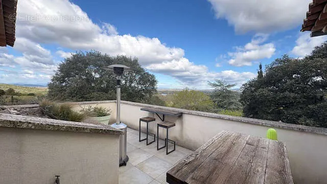 Terrasse - Maison 6 pièces à Dions