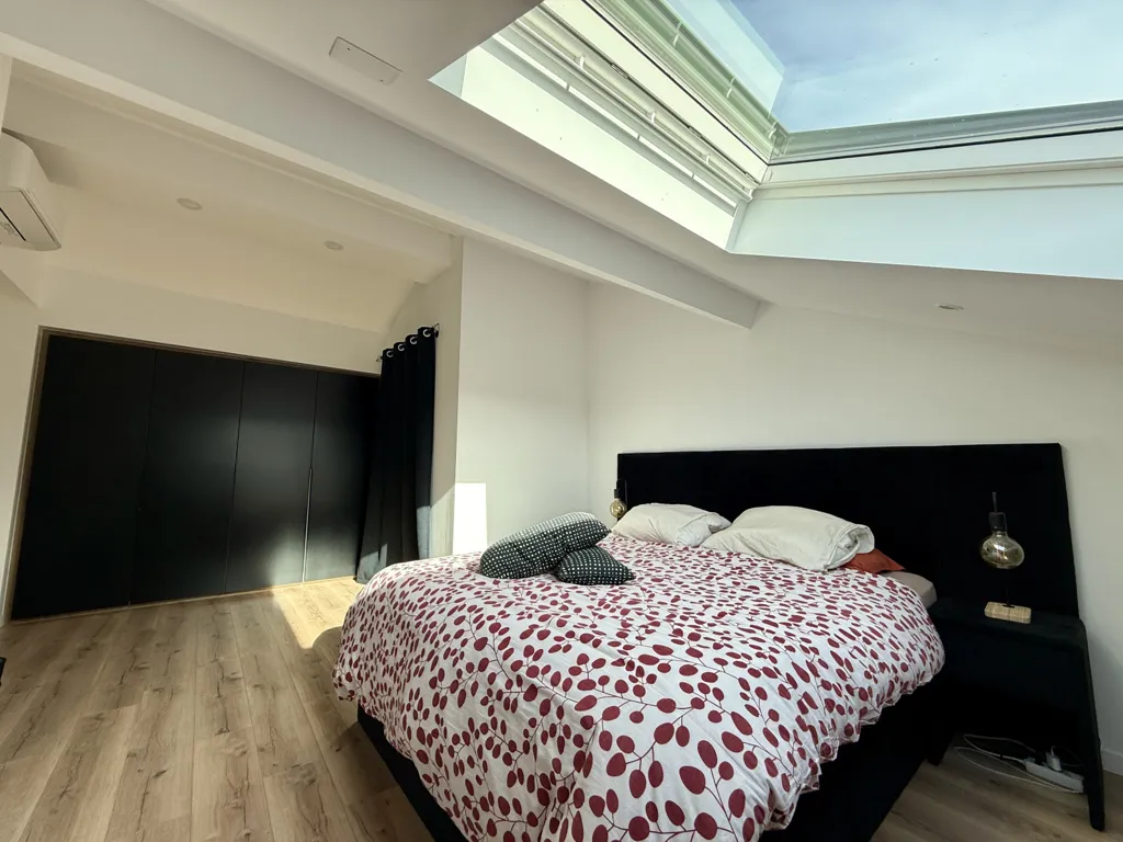 Chambres - Appartement avec Tropezienne et Terrasse Sud à Saint-Étienne