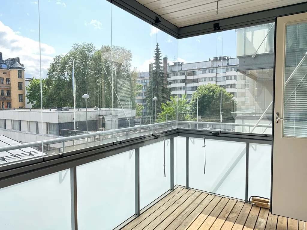 Balcony - Modern Studio with Balcony in Tampere Centre