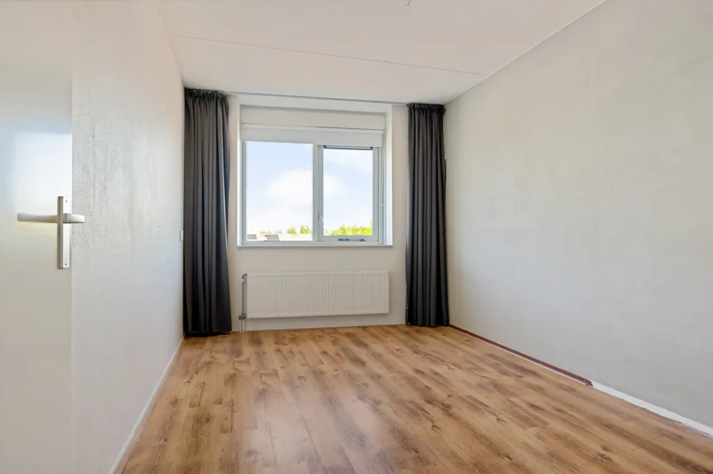 Pièces - Portiekflat with Balcony in Enschede