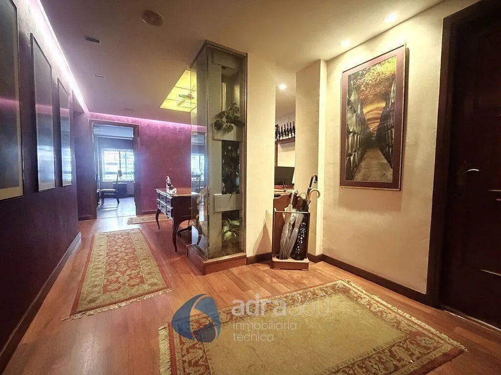 Esik - Apartment with Terrace in Logroño Centre