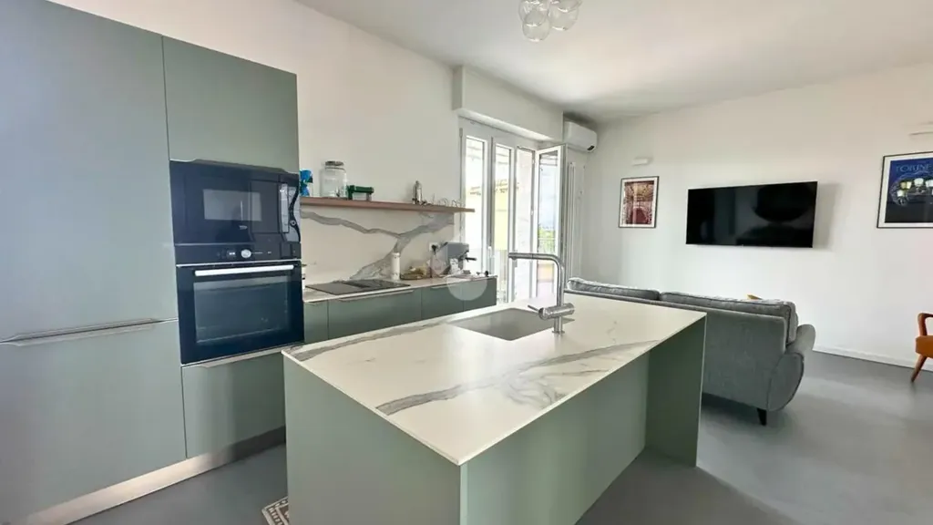 Köök - Panoramic Attico with Terrace in Torino