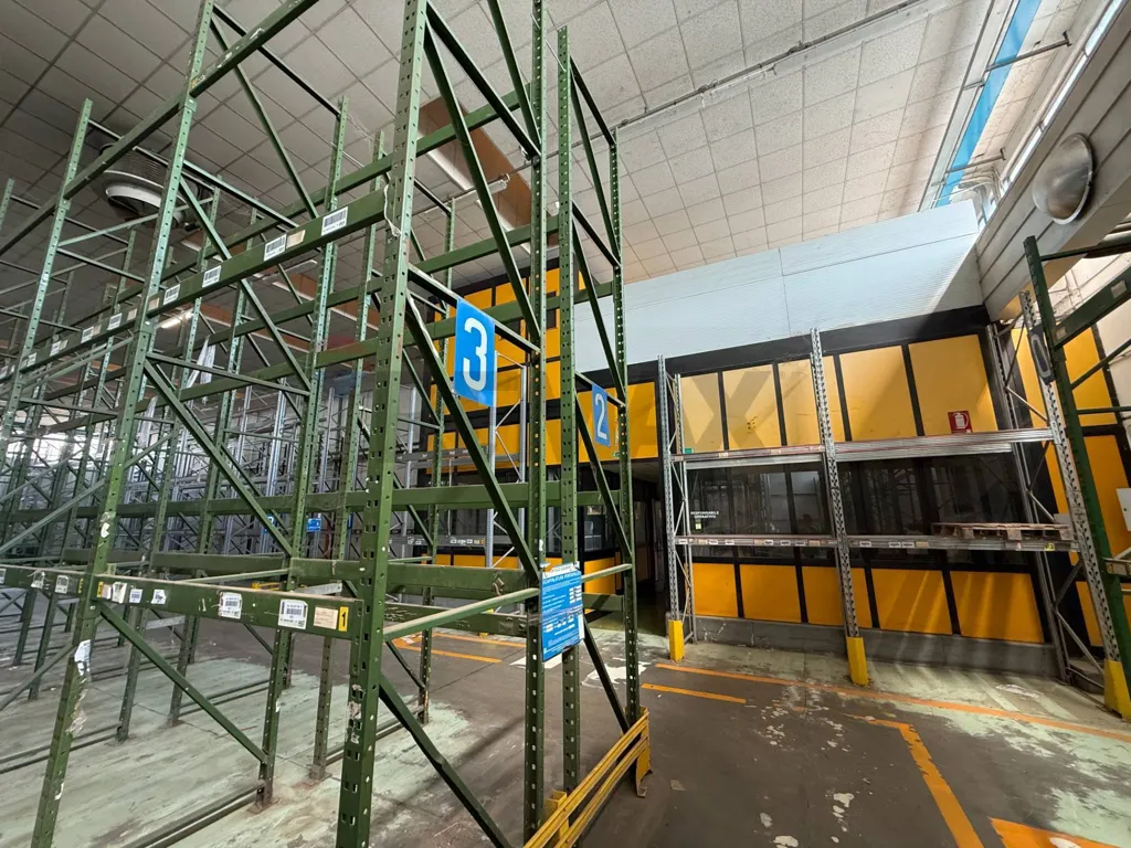 Buanderie - Industrial Warehouse near Milan