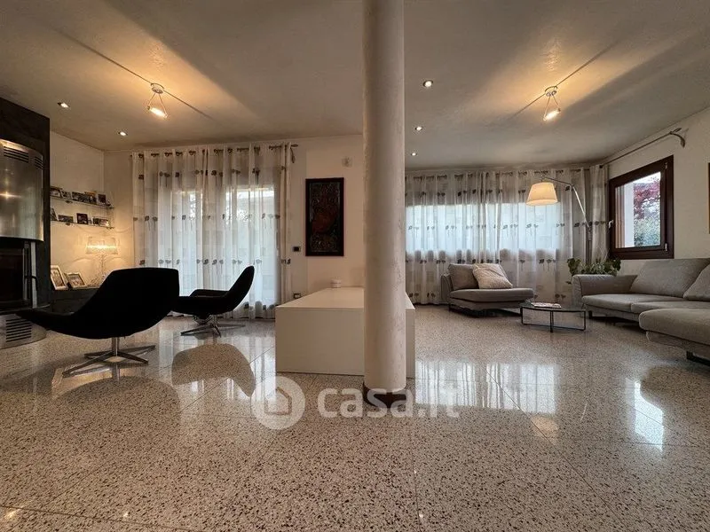 Séjour - Modern Villa with Private Garden in Cordenons