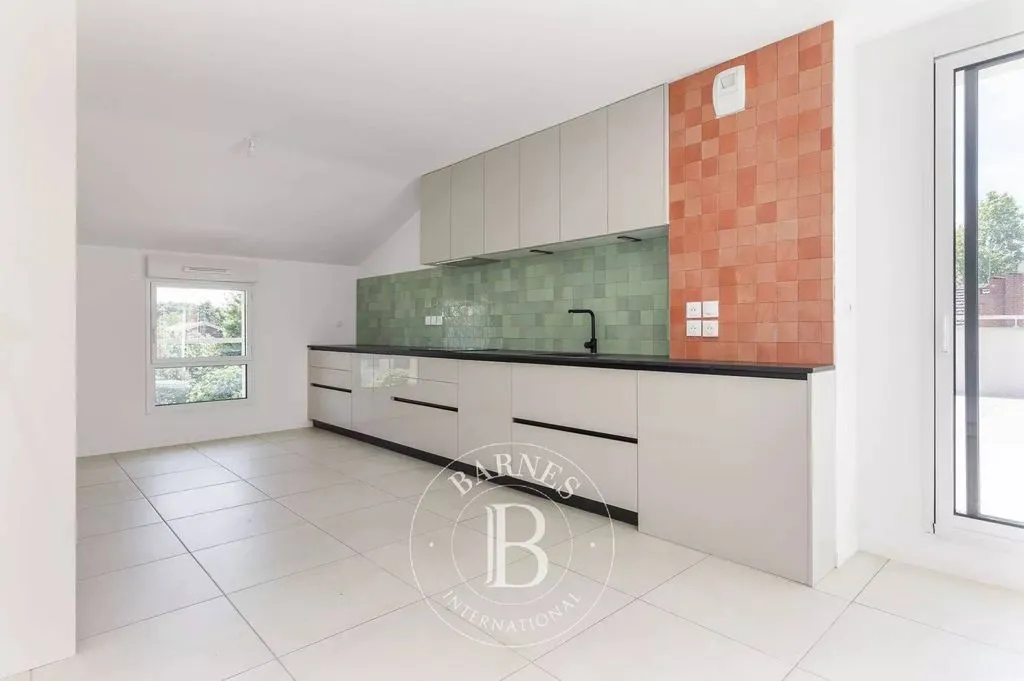 Cuisine - Appartement Contemporain avec Terrasse à Toulouse