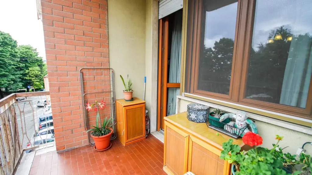 Balcon - Apartment with Balcony in Volpiano