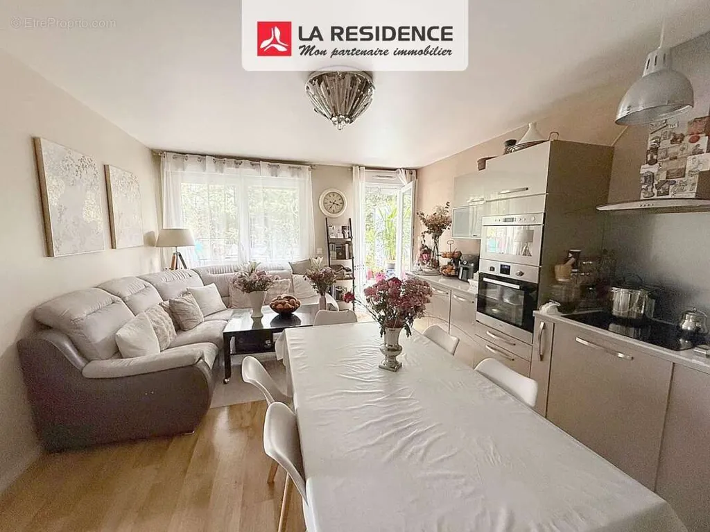 Cuisine - Appartement avec Vue Dégagée à Montigny-Les-Cormeilles