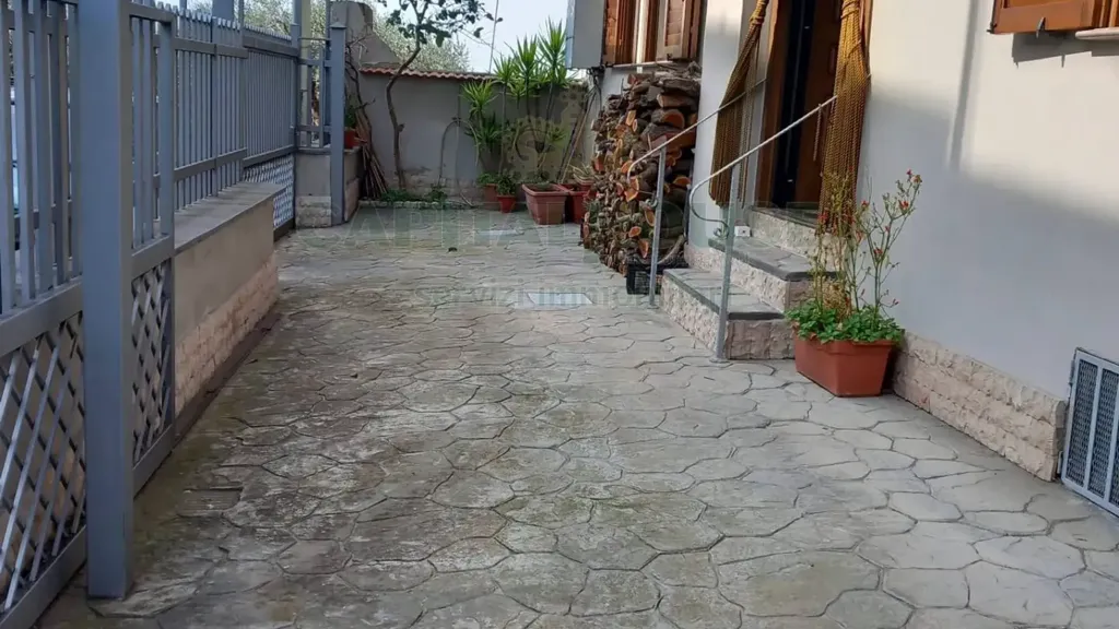 Giardino - Spacious Apartment with Balcony in Sirignano
