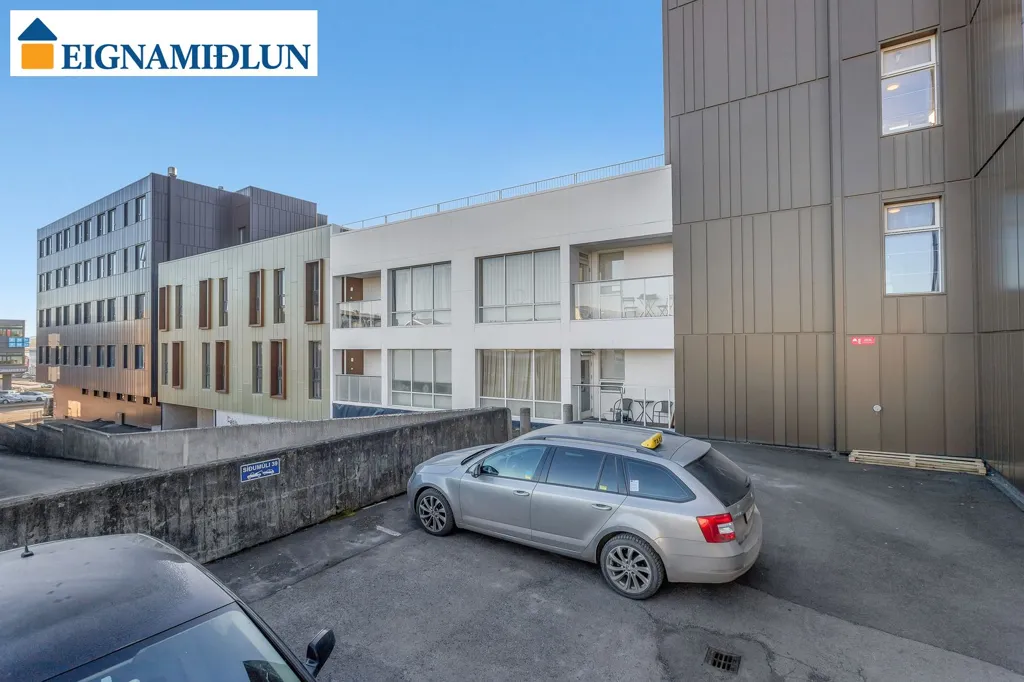 Esterno - Two-Bedroom Apartment with Customised Features in Reykjavik