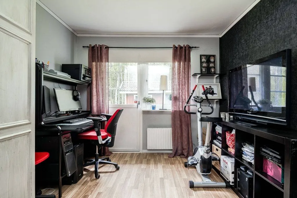 5-toaline maja asukohas Söderhamns kommun