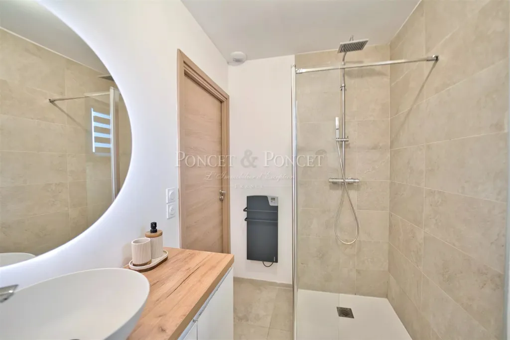 Vannitoad - Contemporary Villa with Pool in Quiet Area