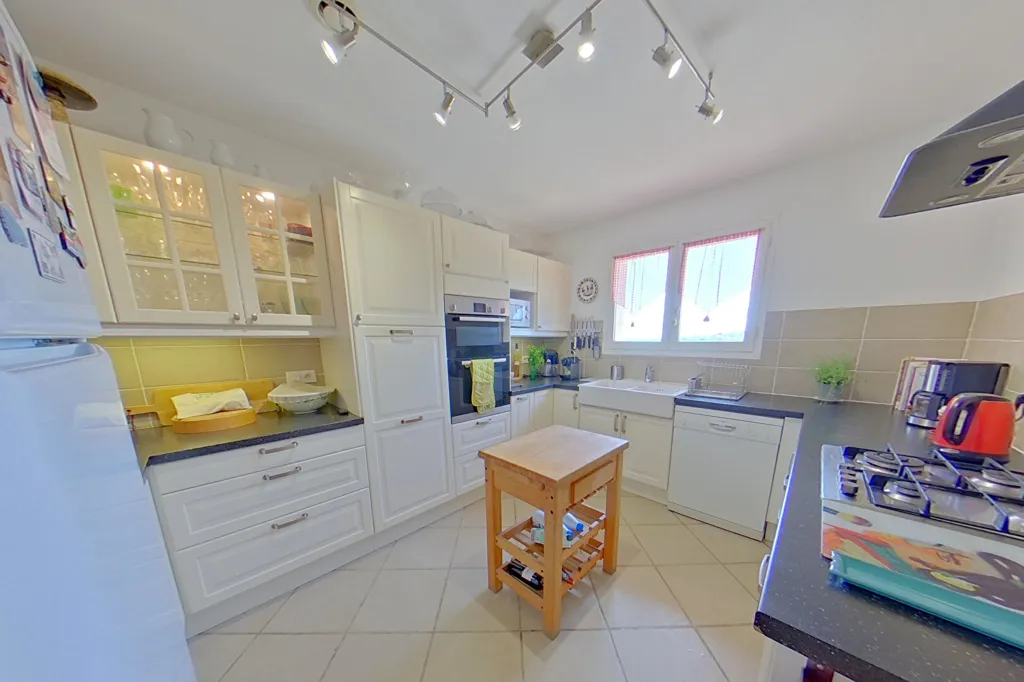 Küche - House with Exceptional View in Countryside