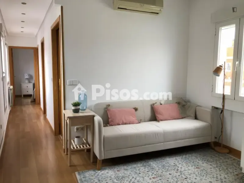 Séjour - Attic Flat with Outdoor Area in San Isidro, Madrid
