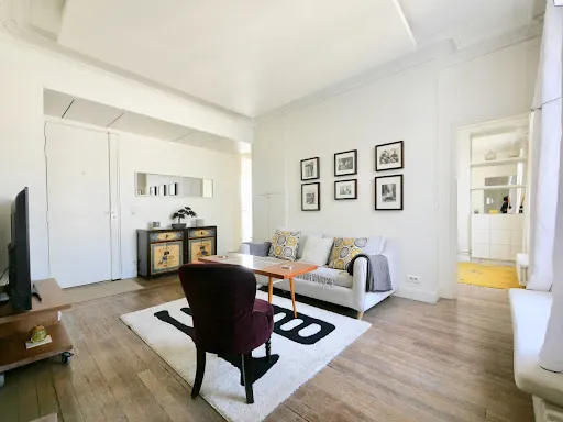Elutuba - Haussmannian Flat with Rooftop Views in Paris