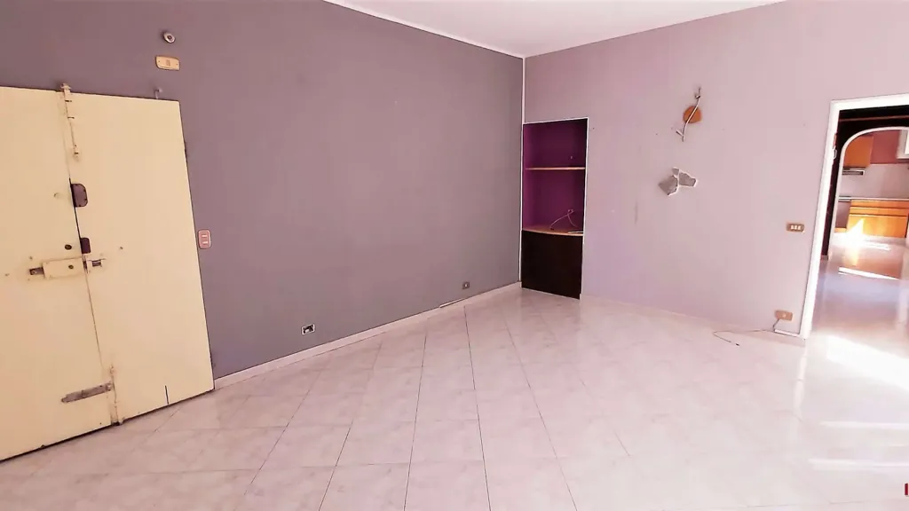 Toad - Spacious Apartment with Central Location in Campomorone